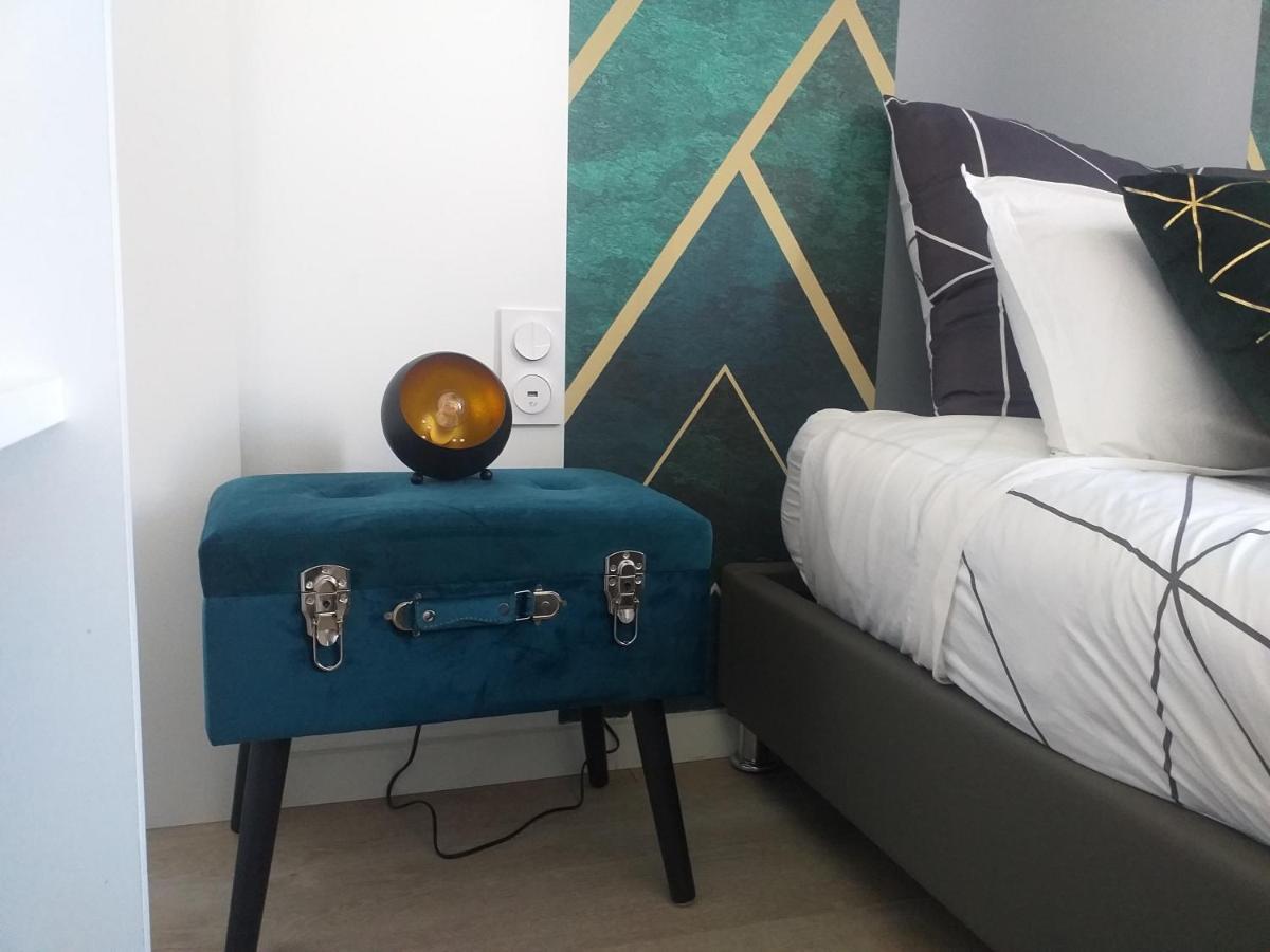 Les Volets Bleus - Refaits à neuf, deux appartements et un studio, Jardin Bourges Exterior foto